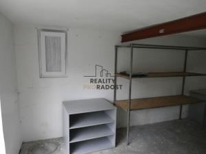 Pronájem garáže, Práče, 26 m2