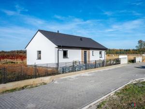 Prodej rodinného domu, Mcely, 107 m2