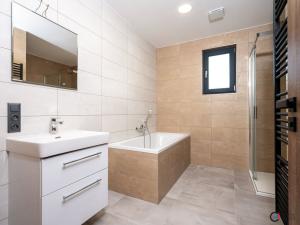 Prodej rodinného domu, Mcely, 107 m2