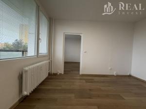 Pronájem bytu 1+1, Chomutov, Březenecká, 38 m2