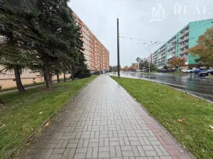 Pronájem bytu 1+1, Chomutov, Březenecká, 38 m2