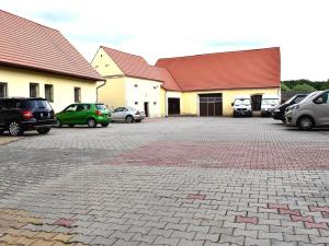 Pronájem skladu, Plzeň, Zborovská, 40 m2