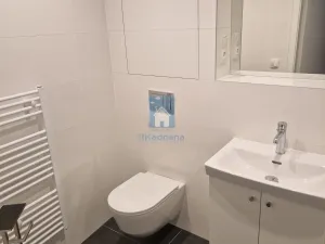 Pronájem bytu 2+kk, Praha, Maroldova, 43 m2