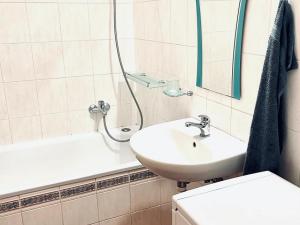 Pronájem bytu 2+kk, Praha - Libeň, Na sypkém, 50 m2