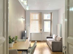 Pronájem bytu 1+1, Praha - Smíchov, Pavla Švandy ze Semčic, 44 m2