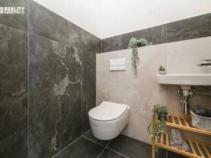 Prodej bytu 3+kk, Brno, Komárovská, 71 m2