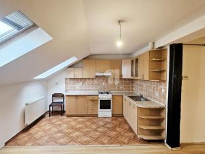 Pronájem bytu 2+kk, Kolín, Politických vězňů, 70 m2