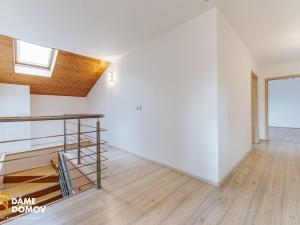 Prodej rodinného domu, Pohořelice, Školní, 350 m2