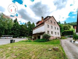 Prodej ubytování, Deštné v Orlických horách, 550 m2