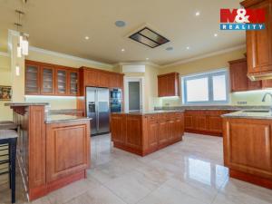 Prodej rodinného domu, Louny, Březinova, 429 m2