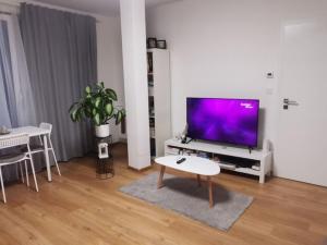 Pronájem bytu 2+kk, Praha - Michle, Pod Stárkou, 40 m2