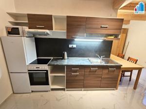 Pronájem rodinného domu, Kolinec, 68 m2