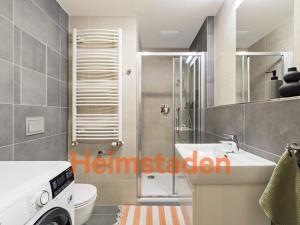 Pronájem bytu 2+1, Praha - Holešovice, U Pergamenky, 36 m2