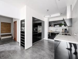 Pronájem bytu 2+kk, Praha - Hlubočepy, Hugo Haase, 67 m2