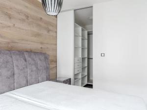 Pronájem bytu 2+kk, Praha - Hlubočepy, Hugo Haase, 67 m2