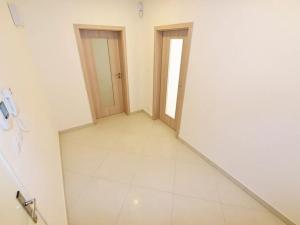 Prodej bytu 2+kk, Praha - Vršovice, Petrohradská, 118 m2