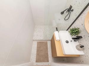 Prodej bytu 3+kk, Praha - Troja, Lublinská, 69 m2