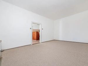 Pronájem bytu 1+1, Praha - Holešovice, Komunardů, 48 m2