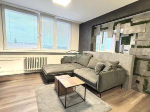 Pronájem bytu 2+kk, Kolín, Nerudova, 34 m2