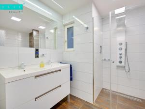 Pronájem bytu 3+1, Olomouc, Dolní náměstí, 100 m2