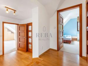 Prodej rodinného domu, Cheb, Tichá, 200 m2