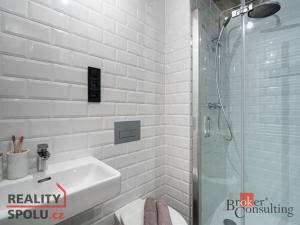 Pronájem bytu 3+kk, Praha - Vysočany, Kolbenova, 67 m2