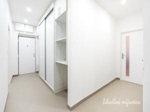 Pronájem bytu 4+1, Praha - Vyšehrad, Vratislavova, 85 m2