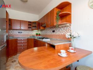 Prodej bytu 2+1, Hradec Králové - Pražské Předměstí, Puškinova, 62 m2