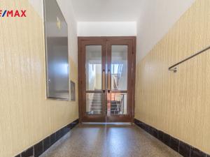 Prodej bytu 2+1, Hradec Králové - Pražské Předměstí, Puškinova, 62 m2