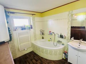 Prodej rodinného domu, Meziboří, Markův kopec, 88 m2