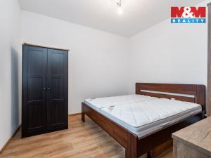 Prodej činžovního domu, Studená, nám. Sv. J. Nepomuckého, 229 m2