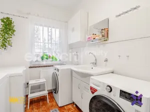 Prodej rodinného domu, Provodov, 234 m2