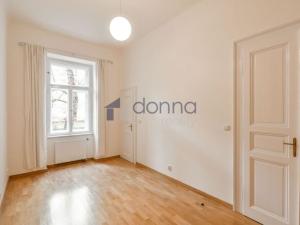 Pronájem bytu 3+kk, Praha, Mánesova, 118 m2