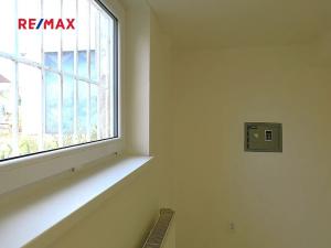 Pronájem obchodního prostoru, Praha - Čimice, Na průhonu, 150 m2