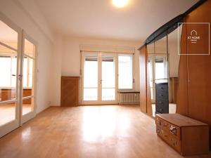 Pronájem bytu 3+1, Praha - Nové Město, Masarykovo nábřeží, 103 m2