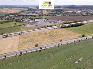 Pronájem skladu, Holubice, 3078 m2