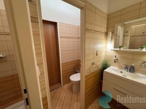 Pronájem bytu 2+kk, Zvěrotice, 50 m2