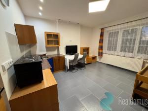 Pronájem bytu 1+kk, Zvěrotice, 20 m2