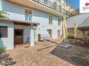 Prodej ubytování, Nové Město nad Metují, Husovo náměstí, 927 m2