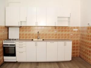 Prodej bytu 2+kk, Praha - Žižkov, Žerotínova, 42 m2