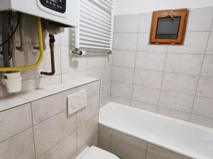 Prodej bytu 2+kk, Praha - Žižkov, Žerotínova, 42 m2