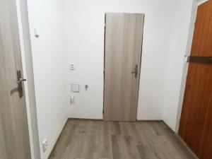 Prodej bytu 2+kk, Praha - Žižkov, Žerotínova, 42 m2