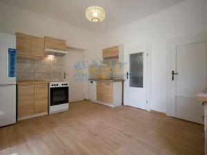 Pronájem bytu 2+1, Ústí nad Labem - Neštěmice, Železná, 63 m2