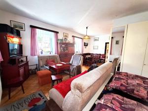 Prodej rodinného domu, Račice, 570 m2