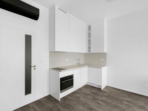 Pronájem bytu 1+kk, Brno - Komárov, Komárovská, 39 m2