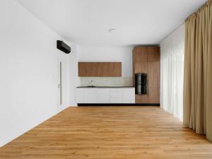 Pronájem bytu 2+kk, Brno - Komárov, Komárovská, 56 m2