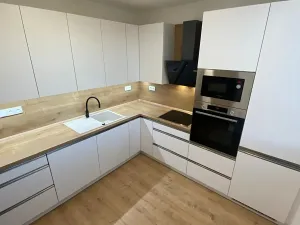 Prodej bytu 4+1, Zlín, Okružní, 82 m2