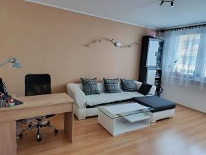 Prodej bytu 3+1, Uherský Brod, Sídl. Olšava, 70 m2