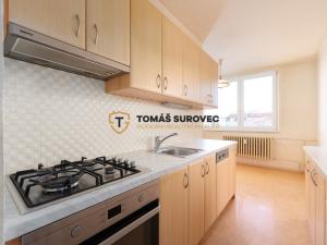 Prodej bytu 3+1, Otrokovice, Obchodní, 77 m2