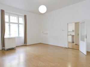 Pronájem bytu 2+kk, Praha - Smíchov, Grafická, 42 m2